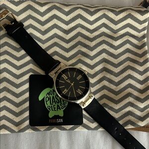 Pamusan Black Dial Leather Strap Watch